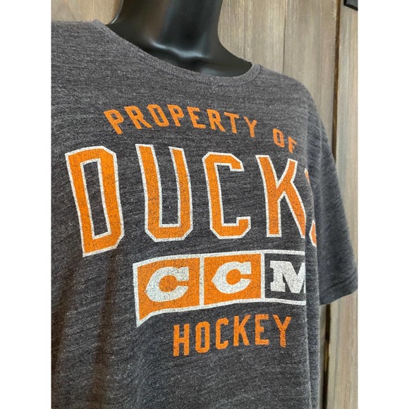 Anaheim Ducks T-shirt - Picture 2 of 6